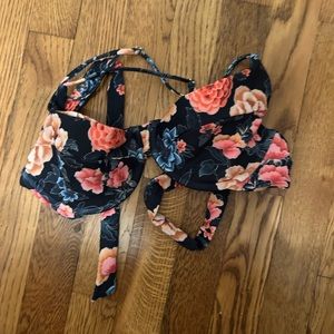 Brand new Skatie Kate top - Tahiti